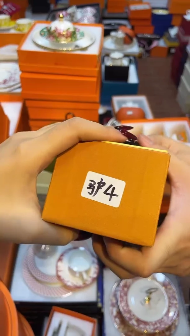 杯鸿辉家品牌瓷器，京东包邮！