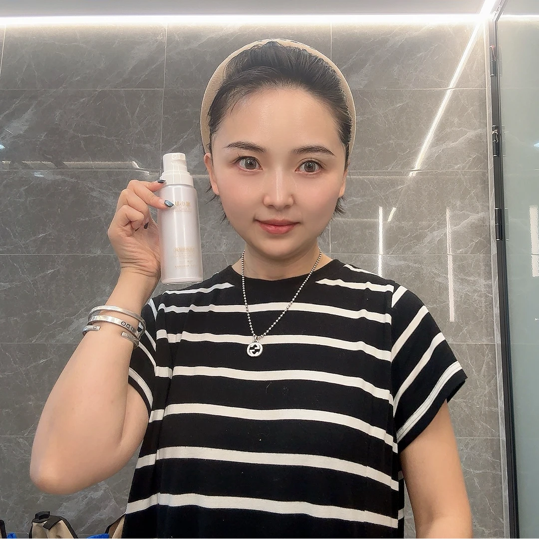 蜜小肤安肌舒颜喷雾