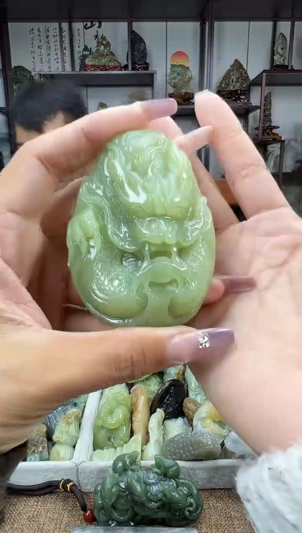 未镶嵌和田玉把件1