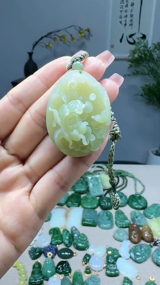 未镶嵌和田玉挂件1