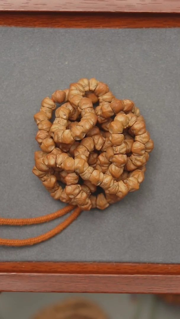 柏香籽/百香籽手串奶罗7.0侧斜切