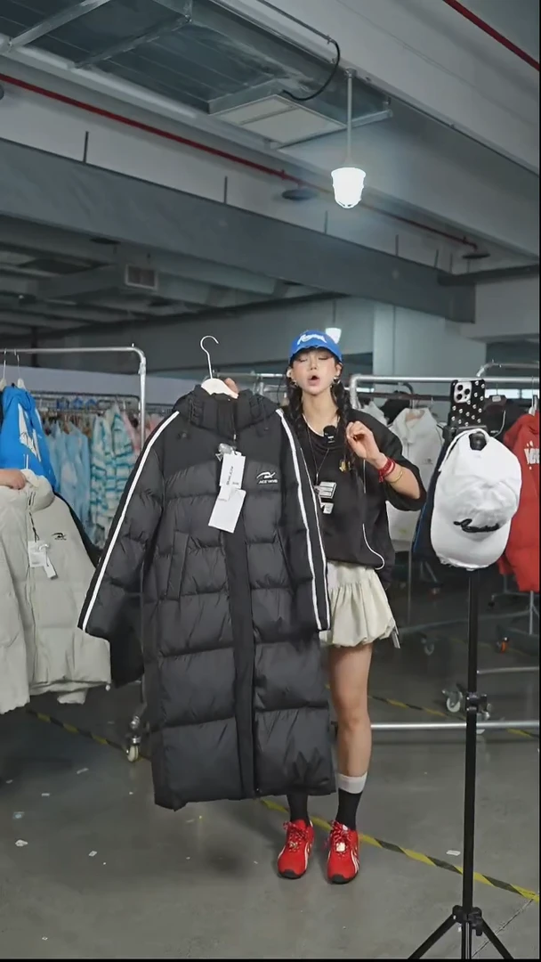 YKYB羽绒服短款M码