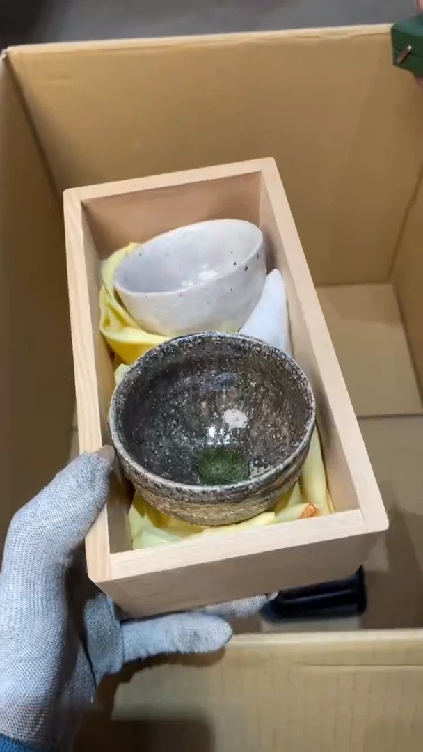 陶瓷闹**闹闹闹不闹