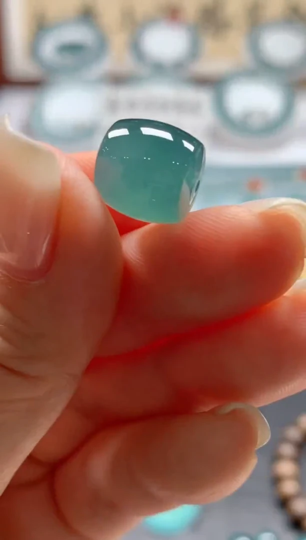 定制翡翠未镶嵌0952632950（鼓珠）