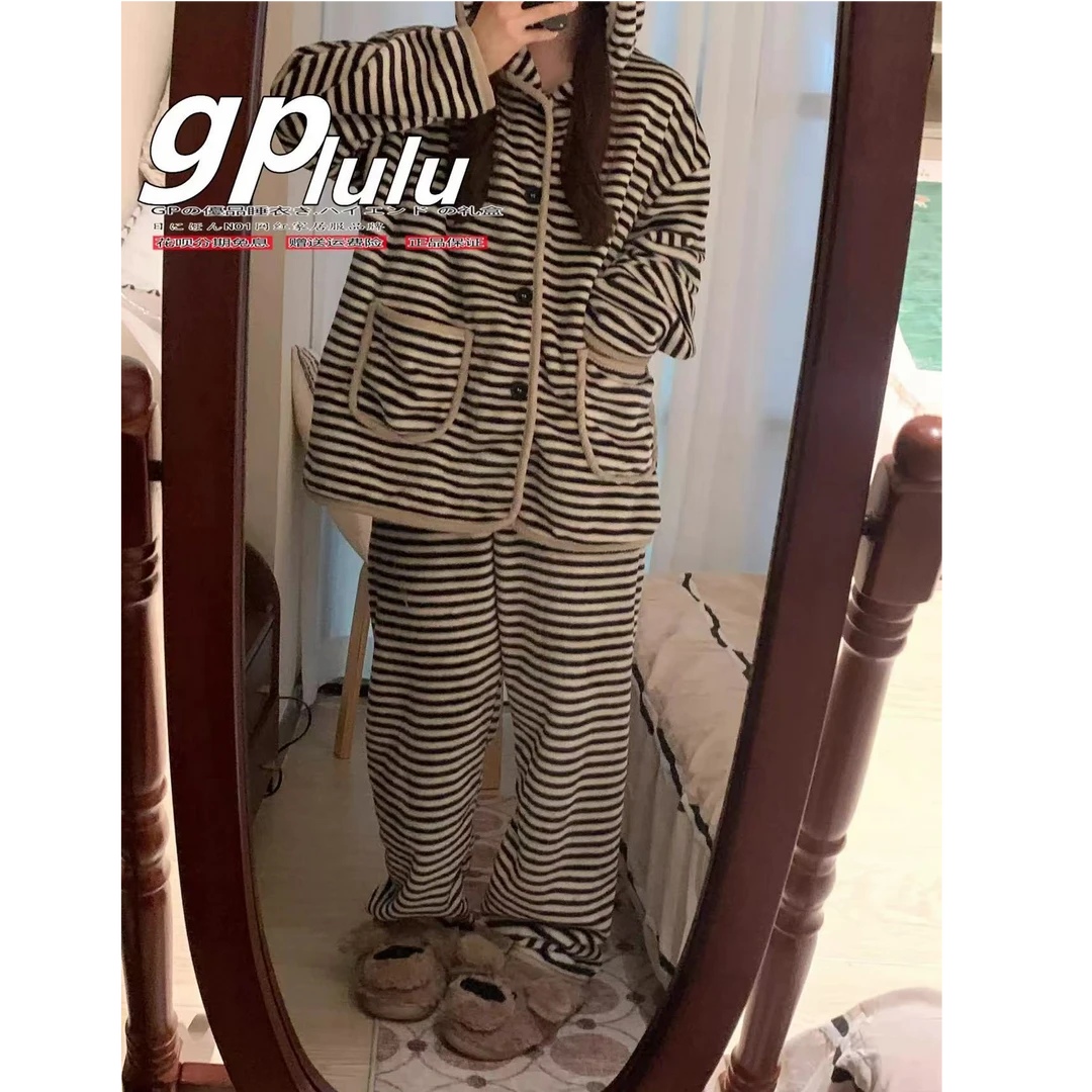 512032 韩版休闲舒适时尚洋气百搭条纹家居服