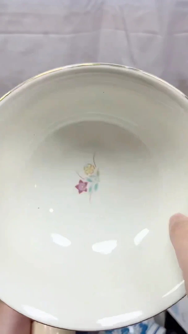 若*137回流瓷器，默认微瑕