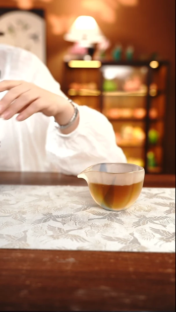 闪购花意公道杯飘蓝