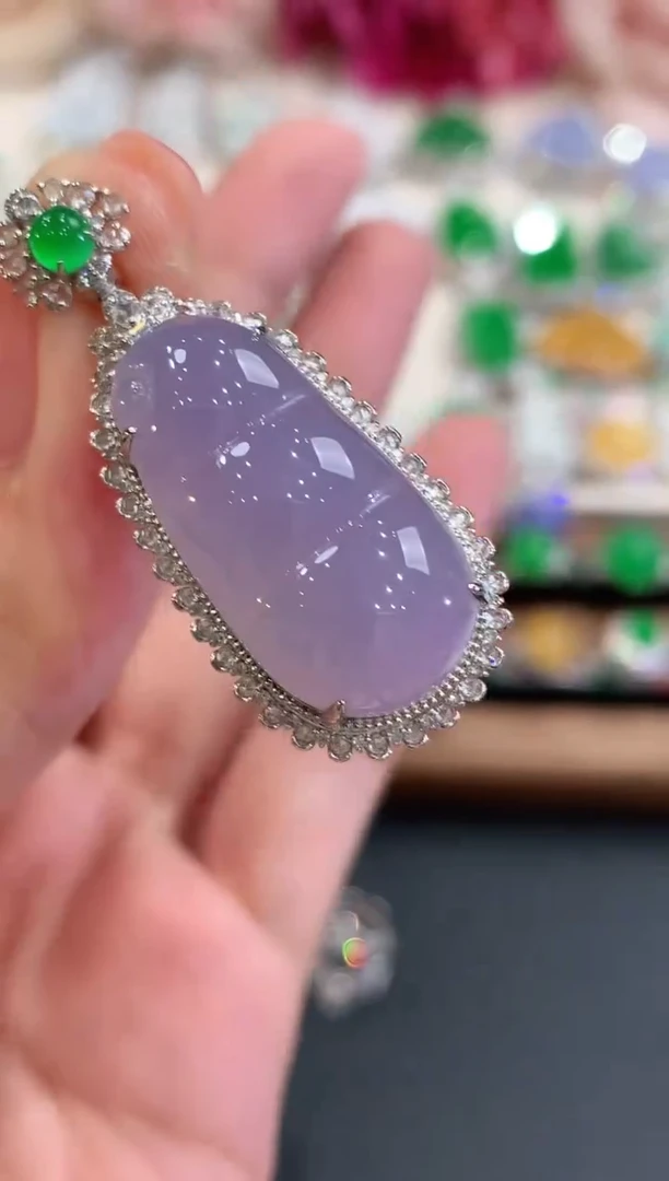 吊坠(不含链)18K金镶嵌翡翠q55  紫货有色差