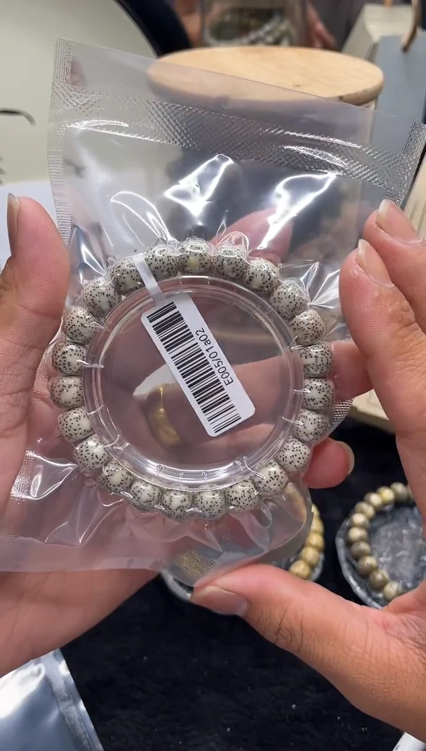 星月菩提手串《C18》10X9单圈E005