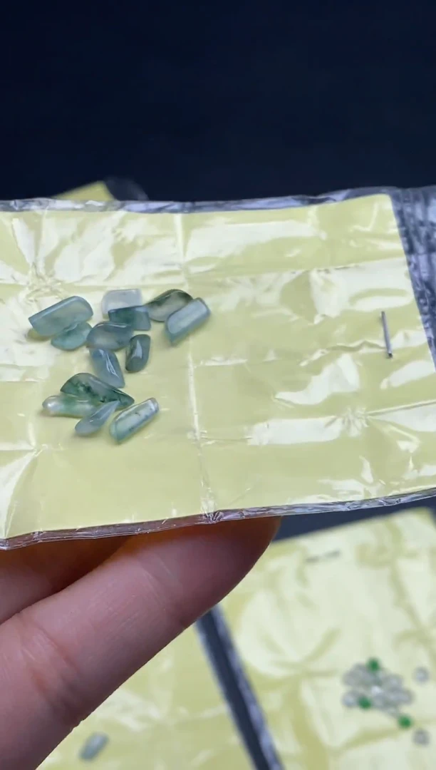 翡翠散珠天然翡翠裸石蛋面21