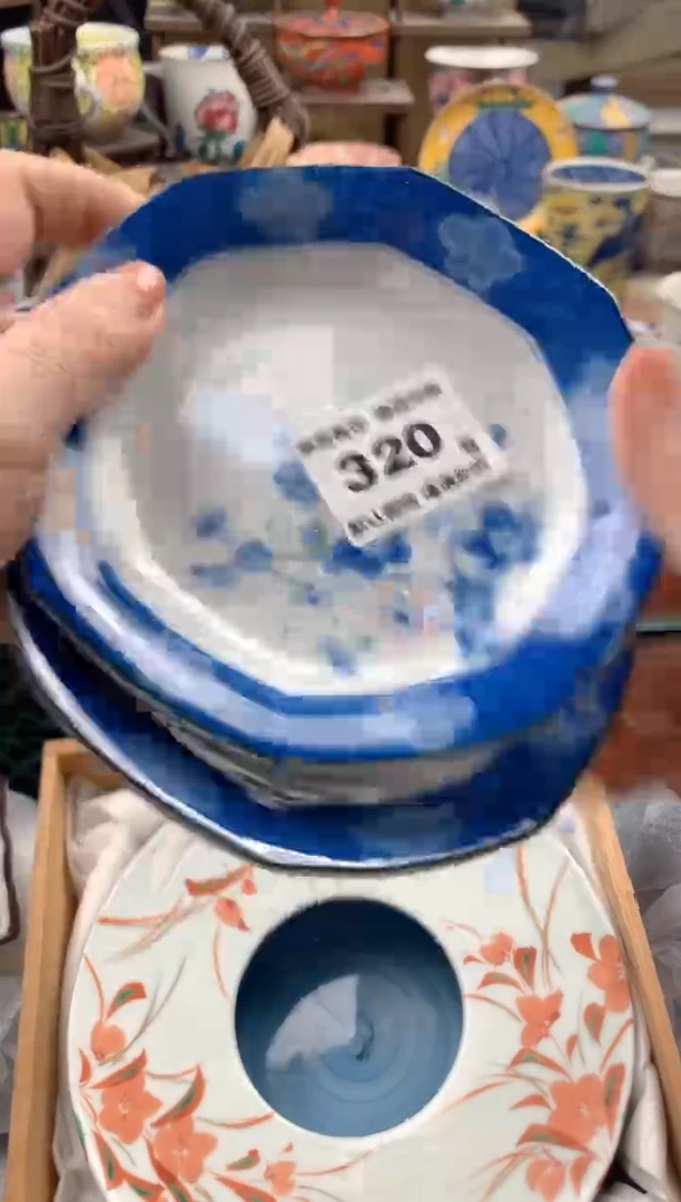 瓷片B****青320号九姑娘工艺品瓷器