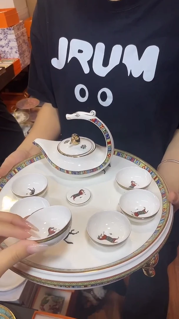 杯鸿辉家品牌瓷器，京东包邮！