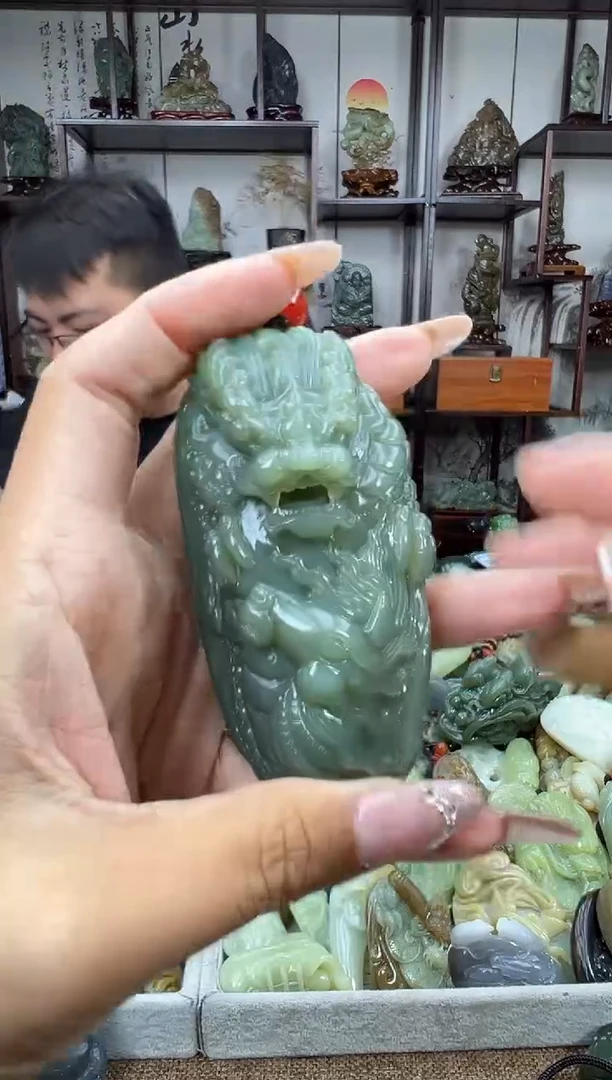 未镶嵌和田玉把件1