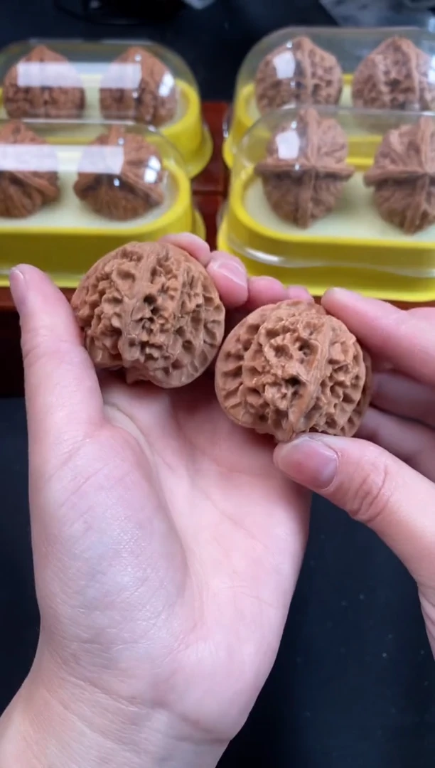 把件文玩核桃苹果园40尺Q476