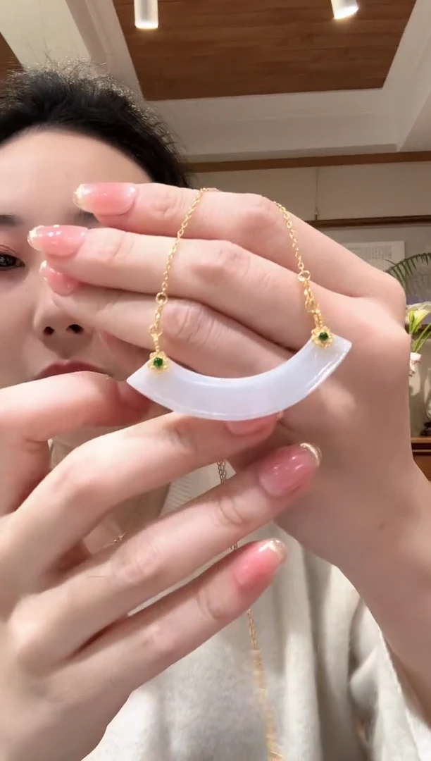 【闪购商品】翡翠颈饰未镶嵌国风