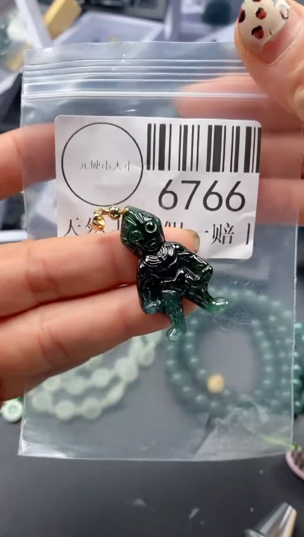 吊坠(不含链)未镶嵌翡翠6766