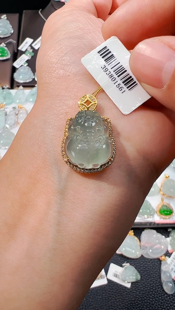 吊坠(不含链)18K金镶嵌翡翠貔貅吊坠1561