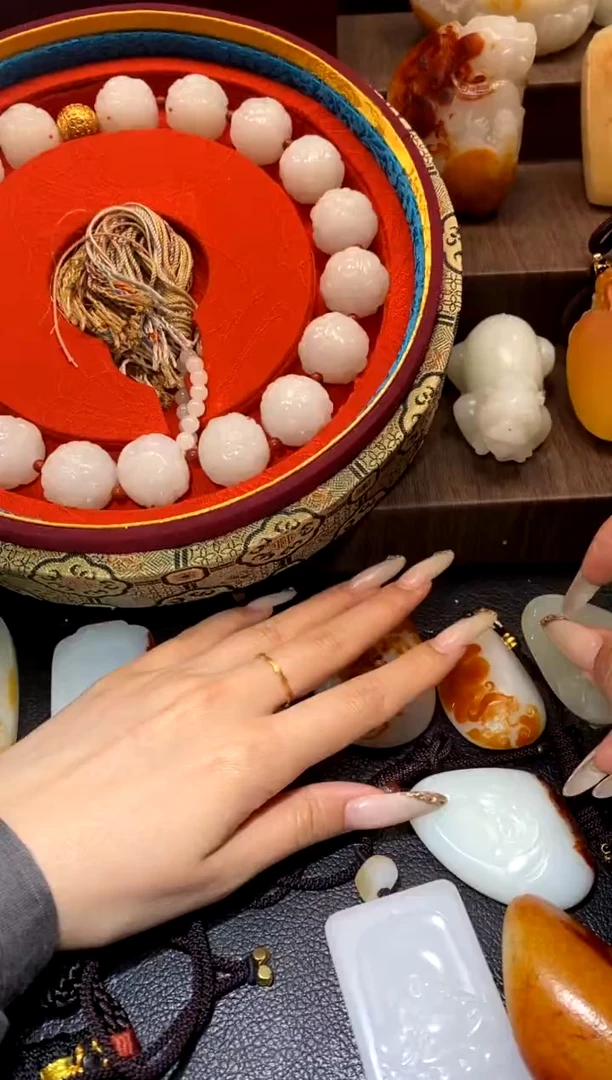 和田玉（糖玉）未镶嵌颈饰455