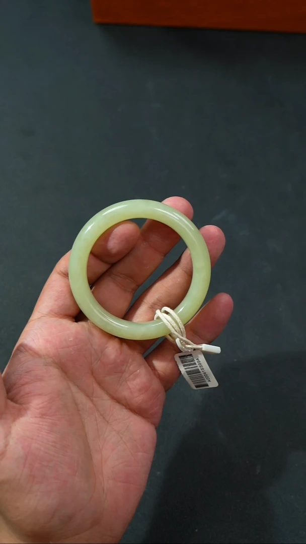 和田玉手镯未镶嵌A0004-52