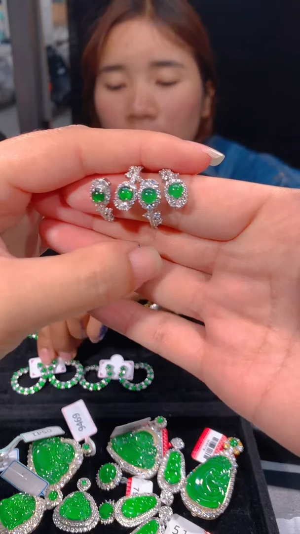 【闪购商品】定制翡翠未镶嵌91多样性发货（发其一）