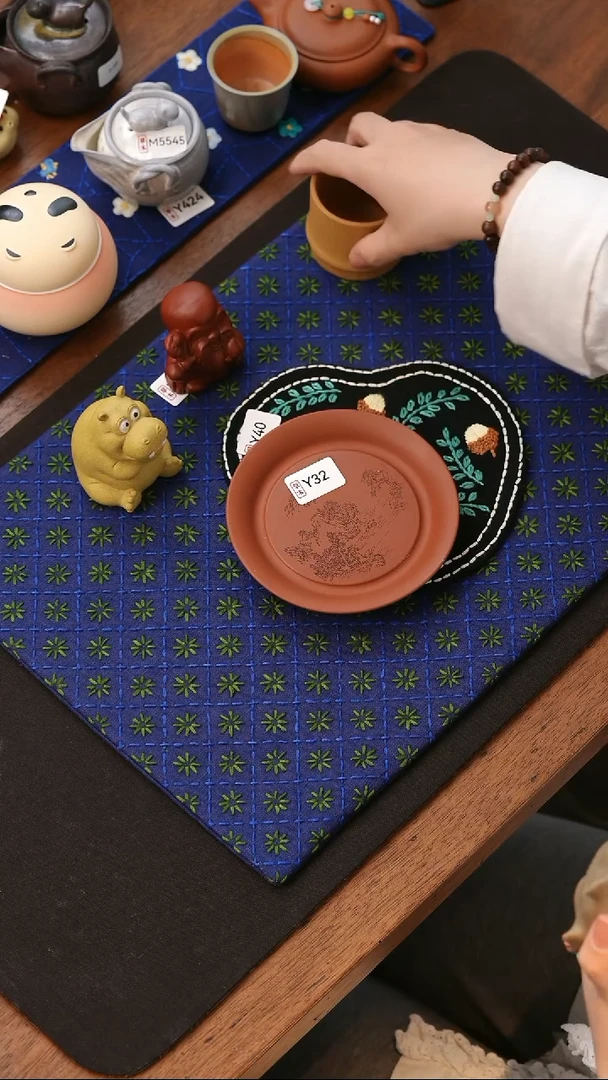 Y32