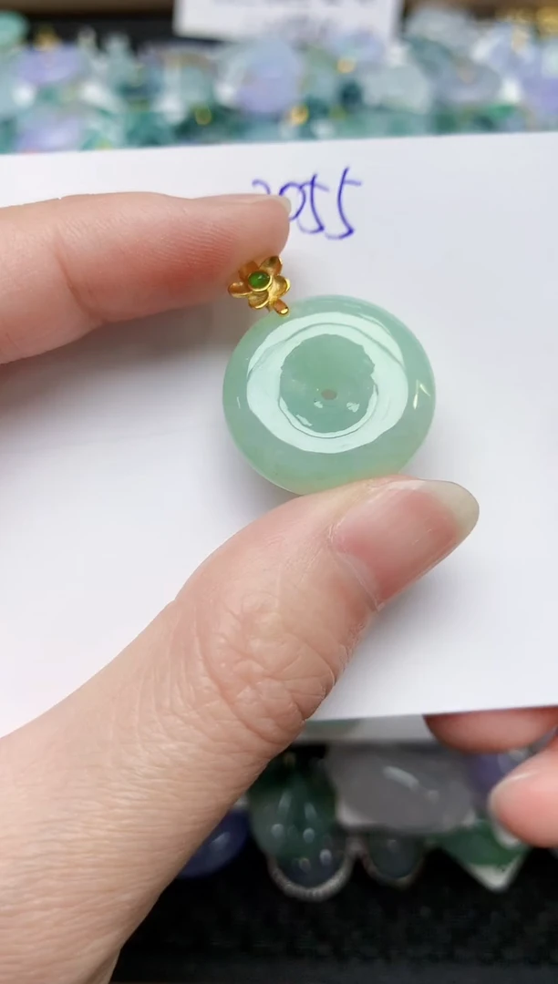 颈饰未镶嵌翡翠 天然缅甸A货翡翠百元以上9元证书费自理