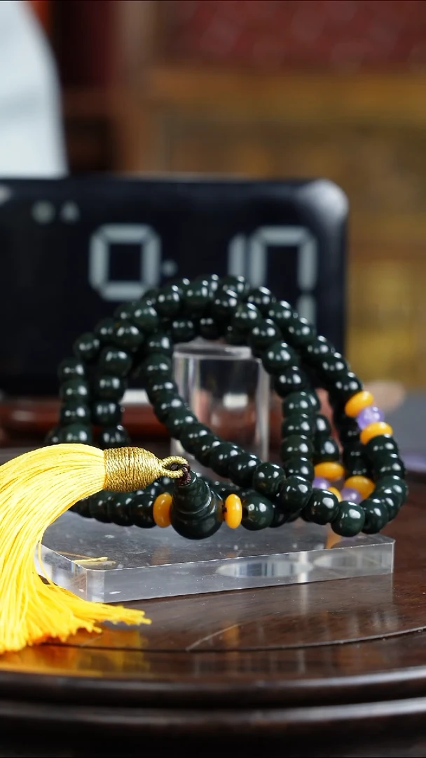 未镶嵌和田玉挂件L*U1