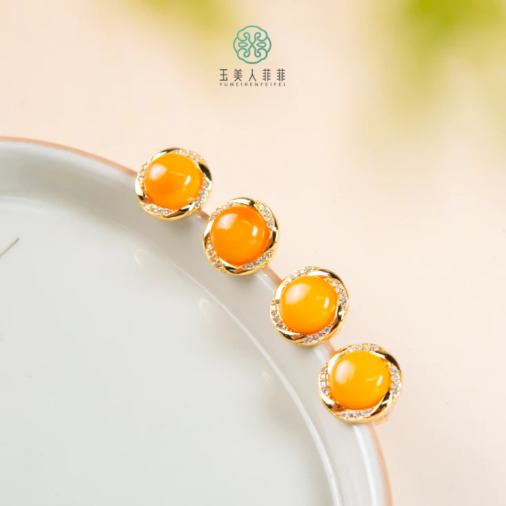 石惑珠宝+蜜蜡圆面耳钉约8mm-多样性发一