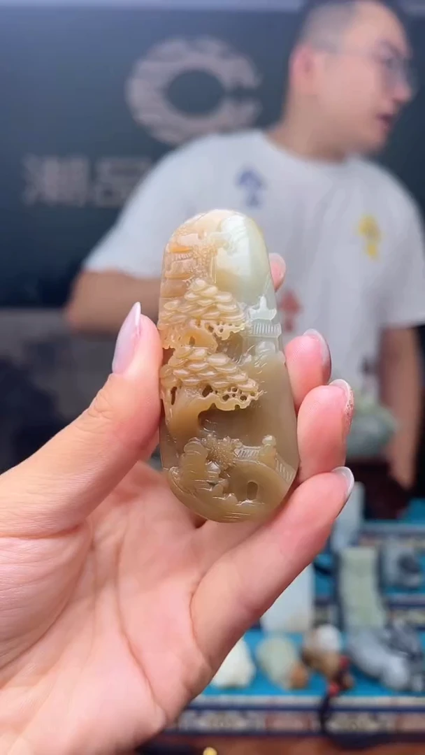 未镶嵌和田玉挂件1