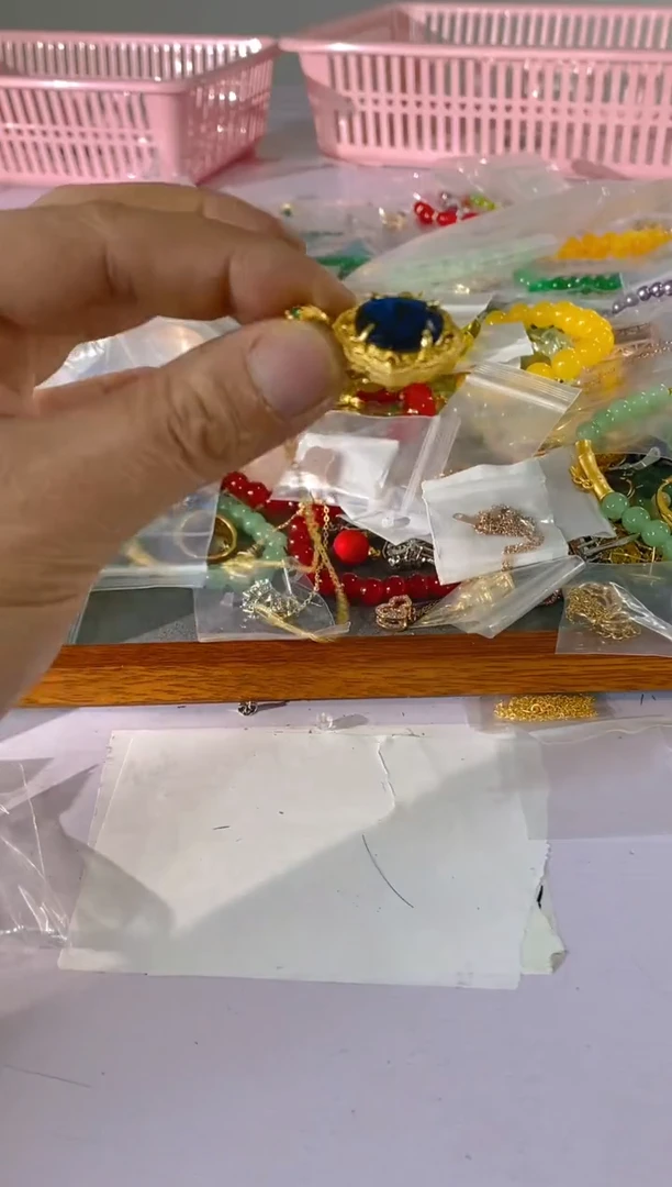 【闪购商品】水晶颈饰银S925镶嵌338红宝，蓝宝，多样性发一件赠链