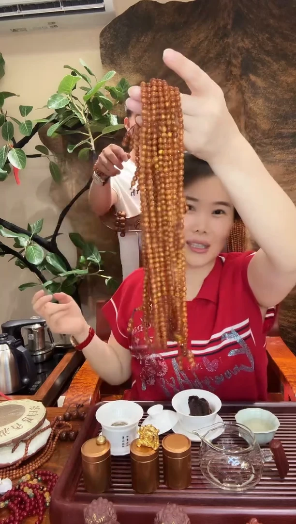 0.6*108金丝海柳手串