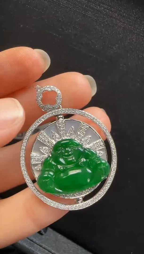 【闪购商品】翡翠颈饰18K金镶嵌629玉佛一个