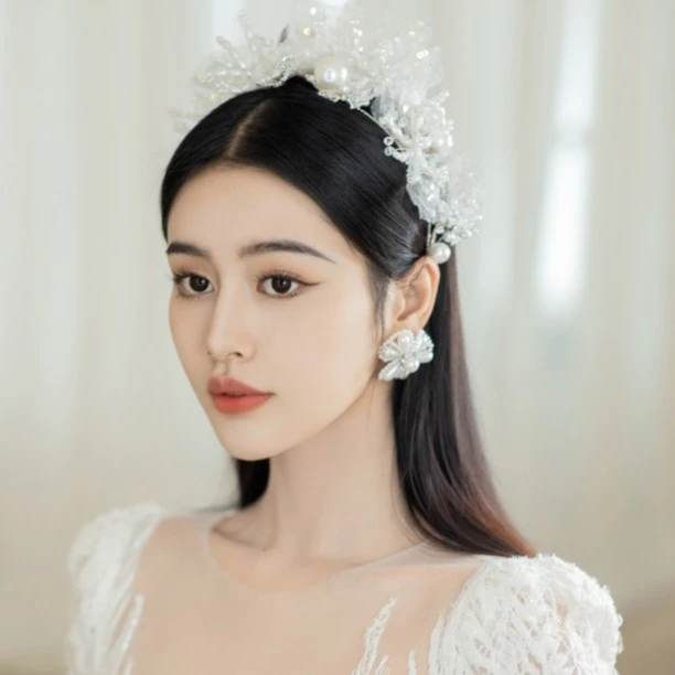 新娘韩式手工白纱定制精美小众皇冠头饰463