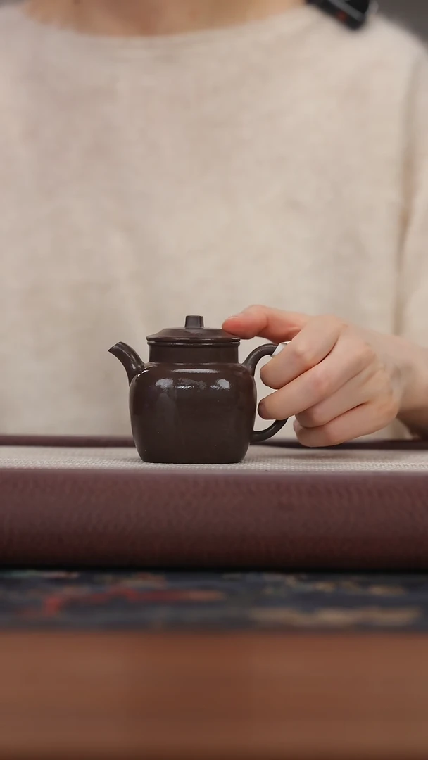 【闪购商品】紫砂茶壶qyt紫星泥 方圆 150cc