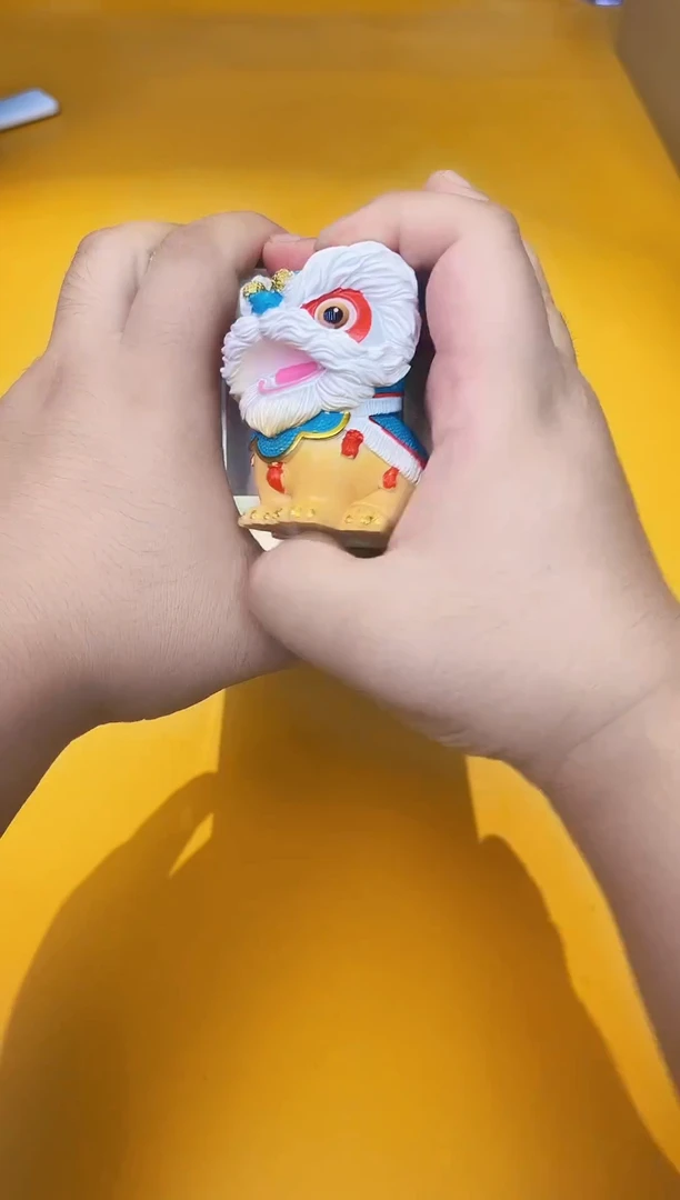 瓷片黑白