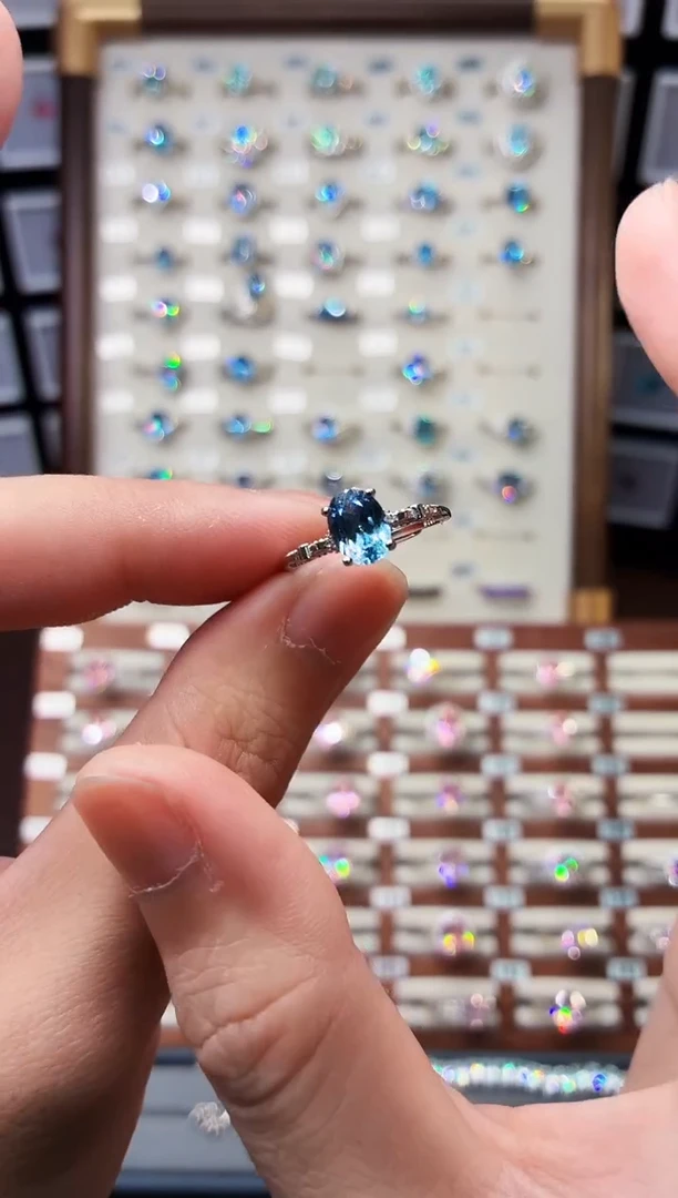 银S925镶嵌戒指海蓝宝石1888