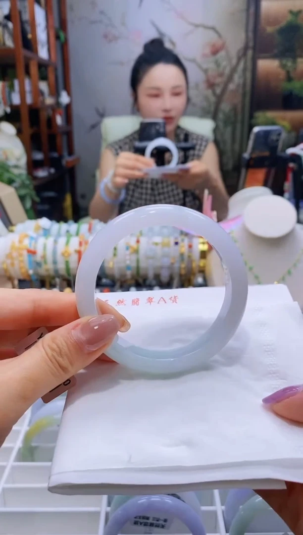 翡翠手镯未镶嵌56号59.2/13.0*8.6