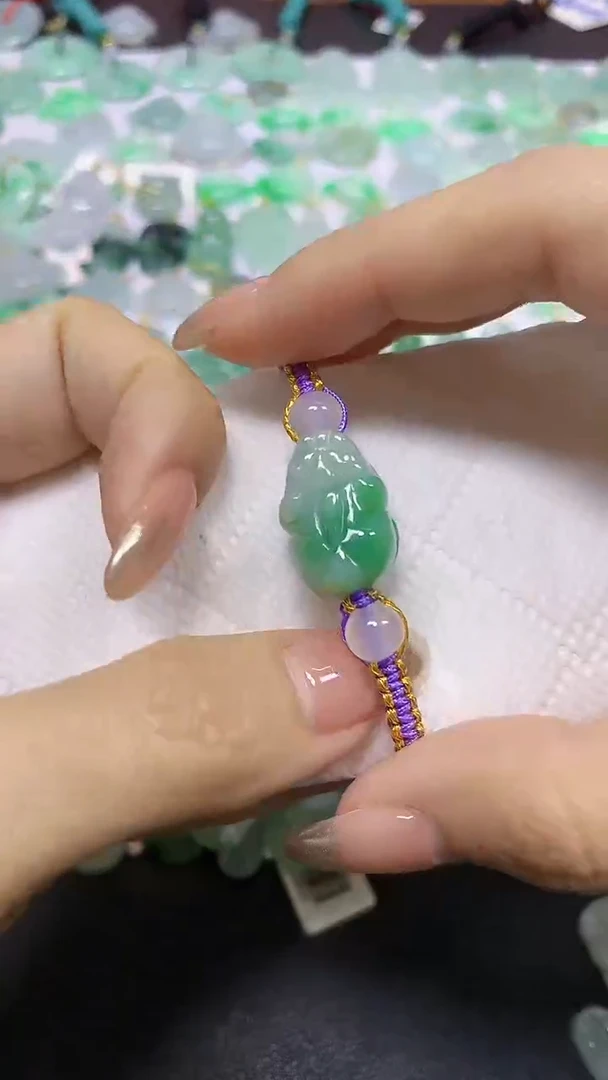 颈饰未镶嵌翡翠天然翡翠A货