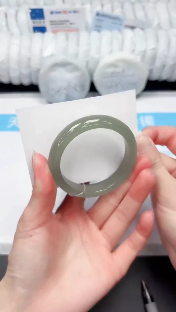 石英质玉未镶嵌手镯216-52.7