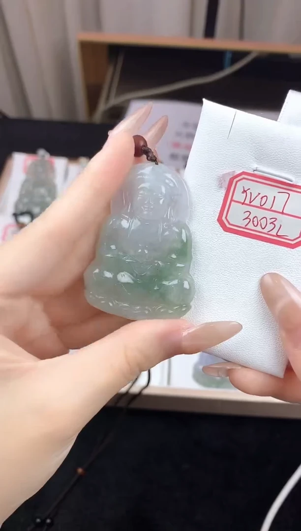 翡翠未镶嵌颈饰YV017冰飘绿观音