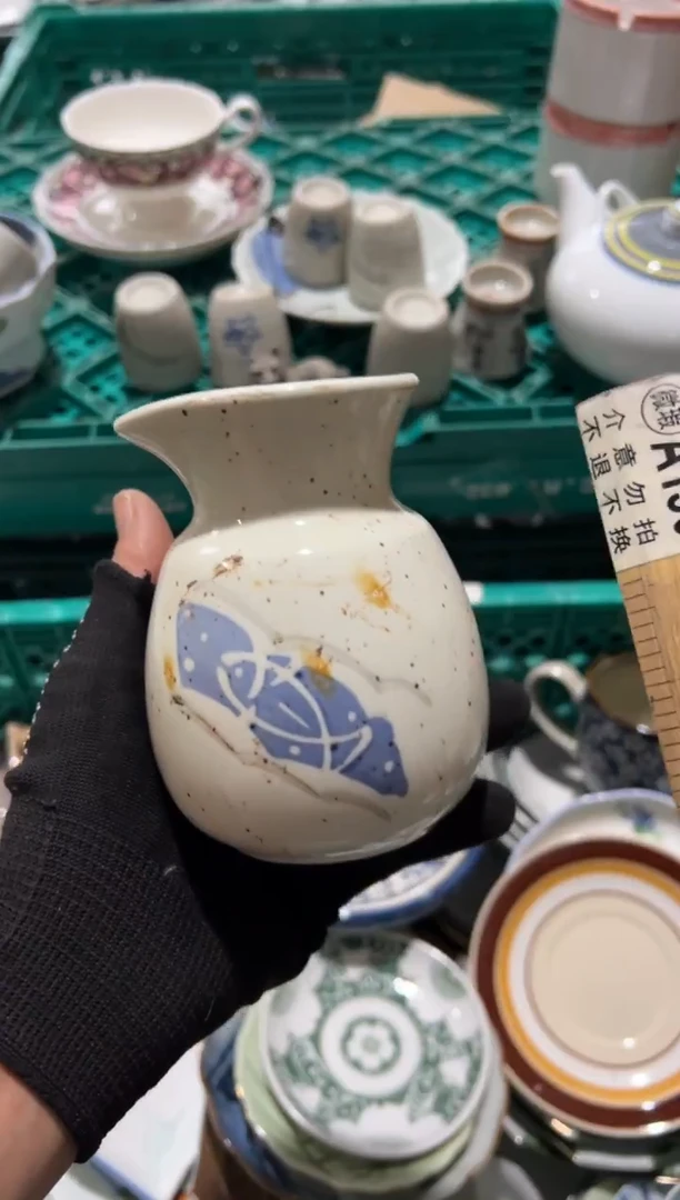 爱****）爱心    中古商品默认瑕疵 完美主义者慎拍