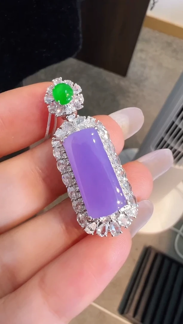 吊坠(不含链)18K金镶嵌翡翠翡翠