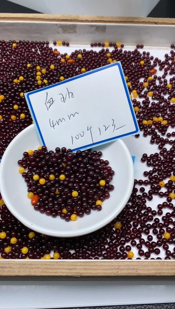 未镶嵌血珀裸石L326 血 珀4mm100个12元