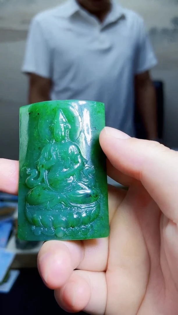 和田玉未镶嵌颈饰1