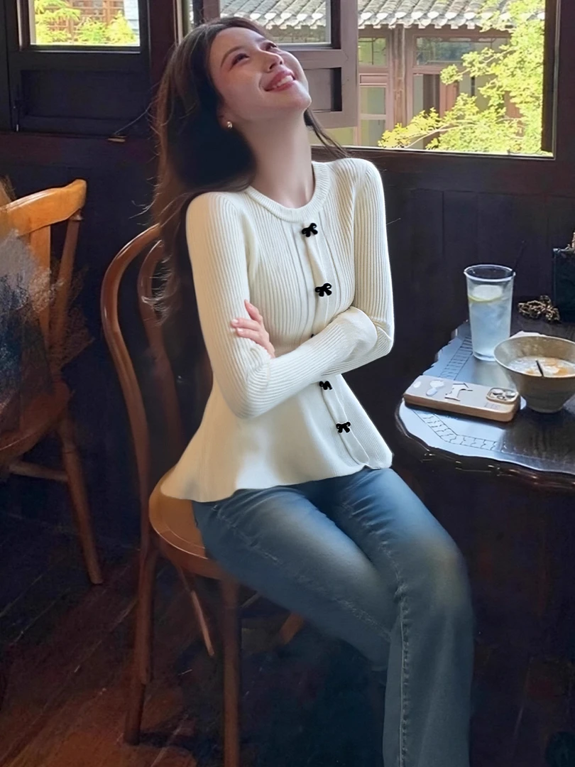 圆领蝴蝶结针织衫女时尚新小香风洋气减龄收腰显瘦百搭上衣G6-66