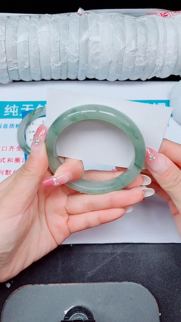 未镶嵌手镯石英质玉313-60/61