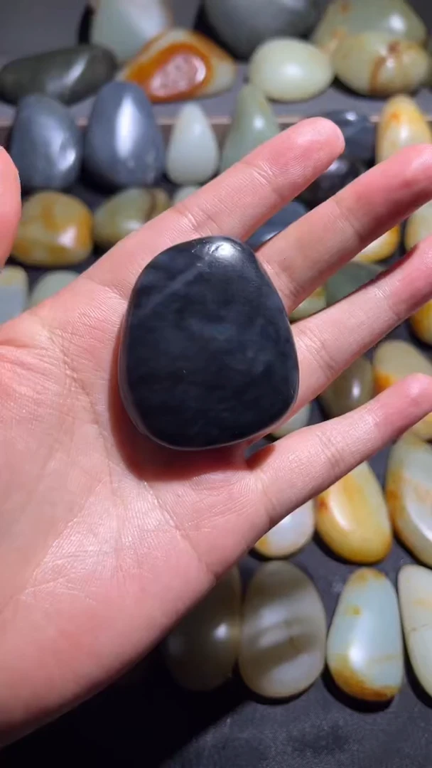 和田玉未镶嵌颈饰和田玉