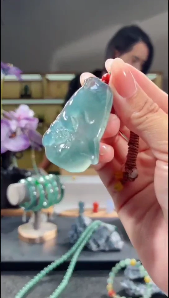 吊坠(不含链)未镶嵌翡翠花牌