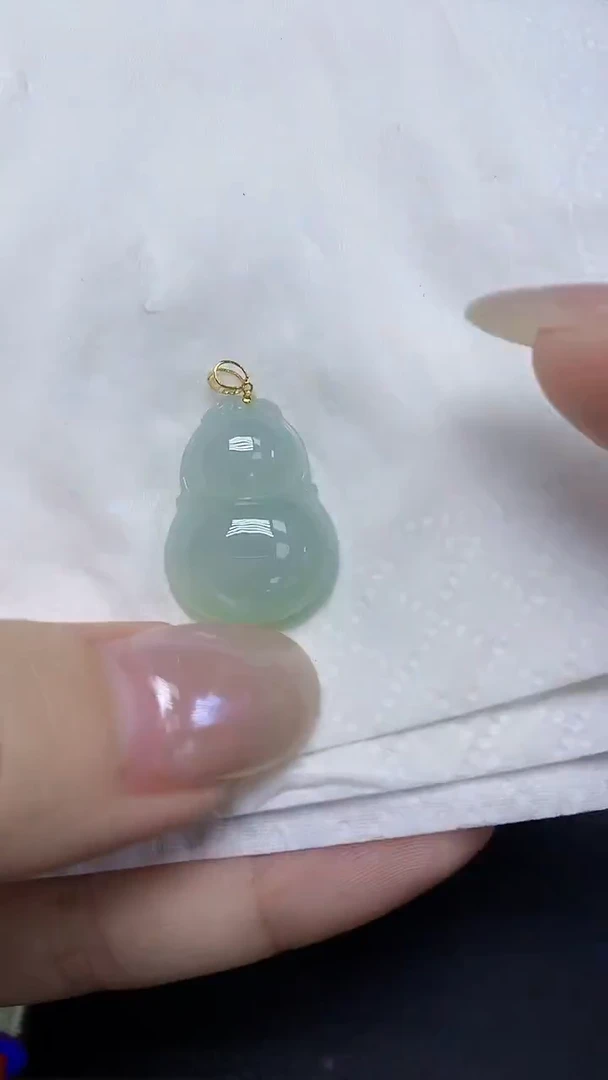 翡翠18K金镶嵌颈饰天然缅甸翡翠A货