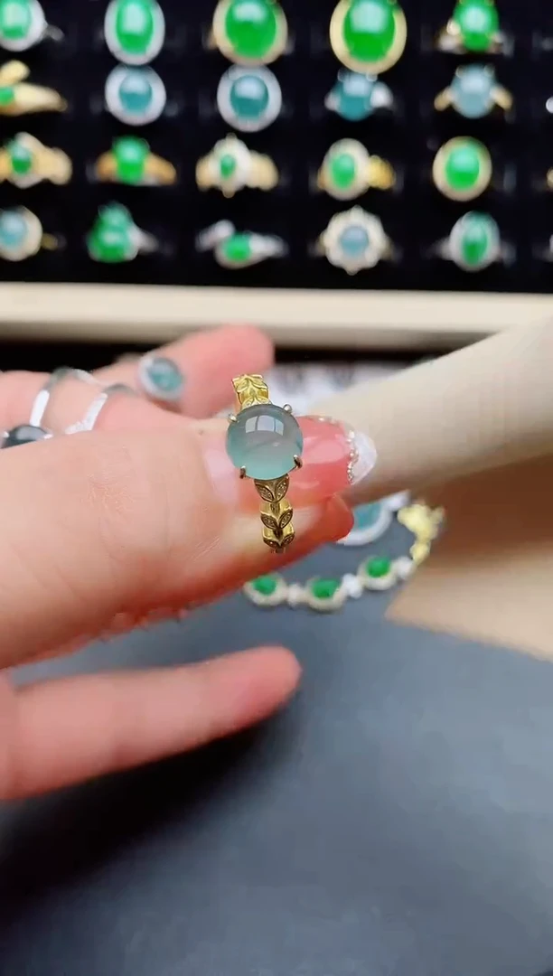 【闪购商品】翡翠戒指银S925镶嵌12121
